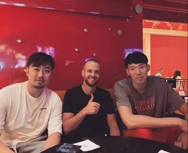 周琦为什么增胖了25斤,周琦可能被追加停赛