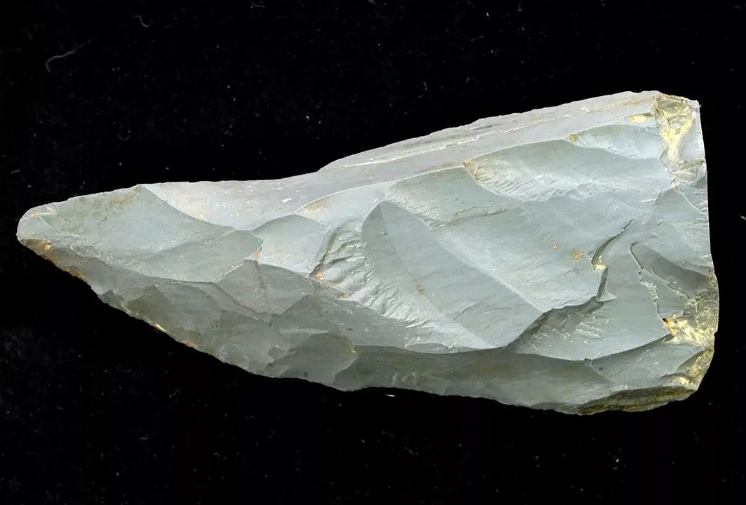 西伯利亚挖掘猛犸象化石,西伯利亚发现神秘洞穴