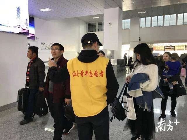 汕头站可以不取票直接刷身份证吗,汕头高铁站进站刷身份证是检票吗