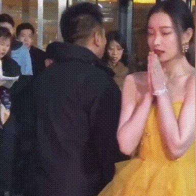 春天几月适合穿羊羔毛外套,羊羔毛外套burberry