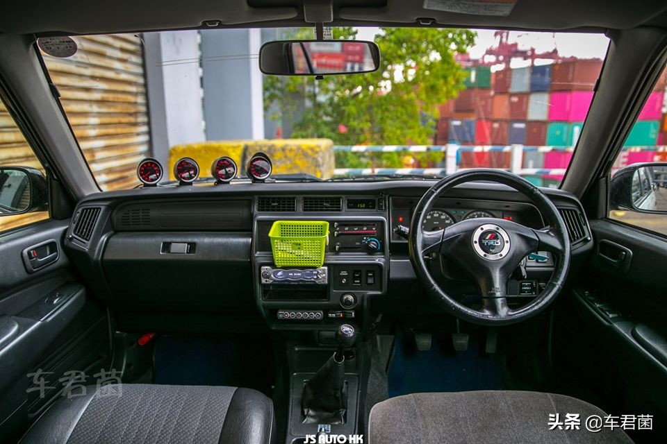 丰田皇冠出租车多美卡,丰田皇冠老款出租车