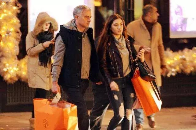 穆里尼奥强大气场,穆里尼奥说坚信的一切不复存在