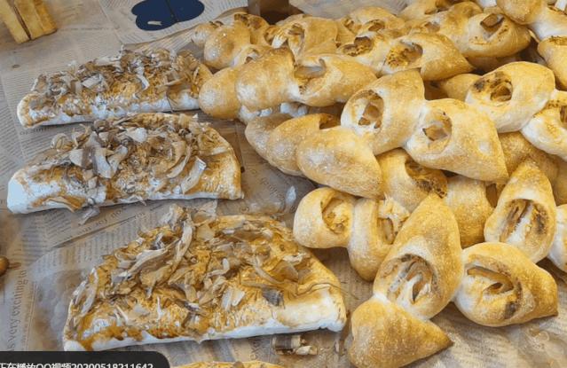 上海华贝面包哪家好,探店现烤面包