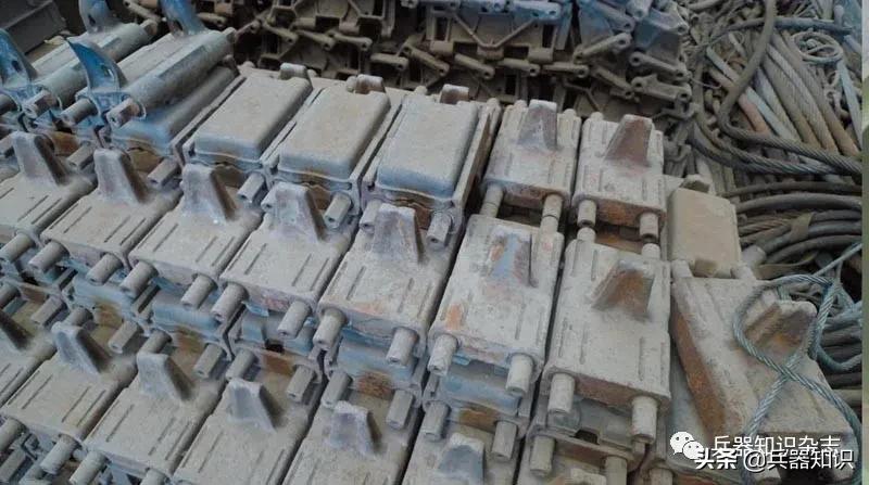 合金钢履带板,单销式履带板