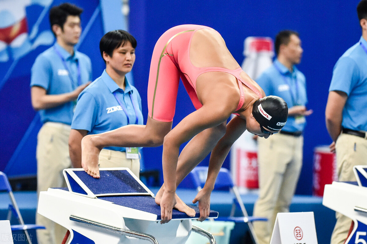 游泳缓解腰椎间盘突出症的原理,腰椎间盘突出游泳水温多少合适