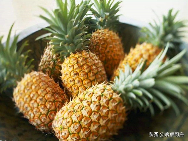 菠萝和凤梨是同一种水果吗,菠萝与凤梨是同一种水果吗