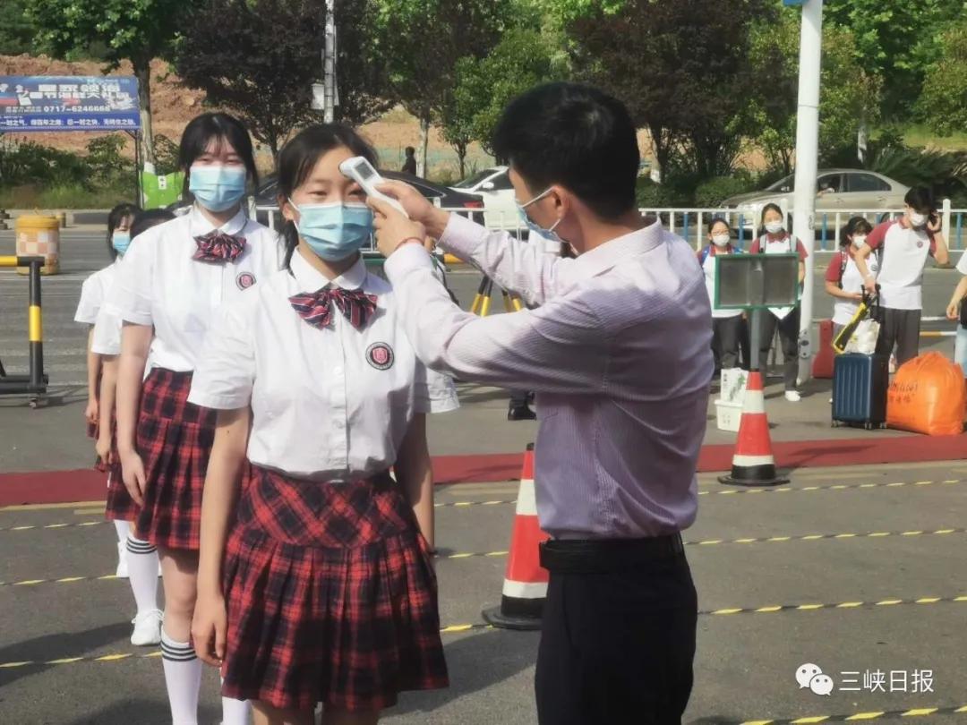 宜昌初中学生总人数,2023年宜昌市初三学生有多少人