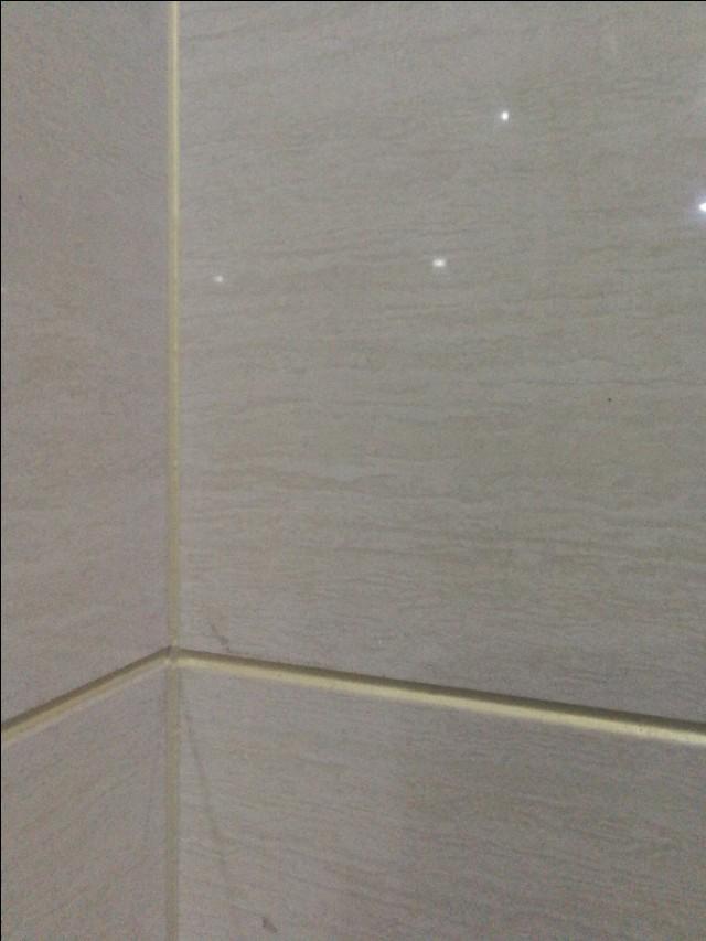 做美缝和不做美缝地砖缝隙的大小,美缝瓷砖缝要处理到什么程度