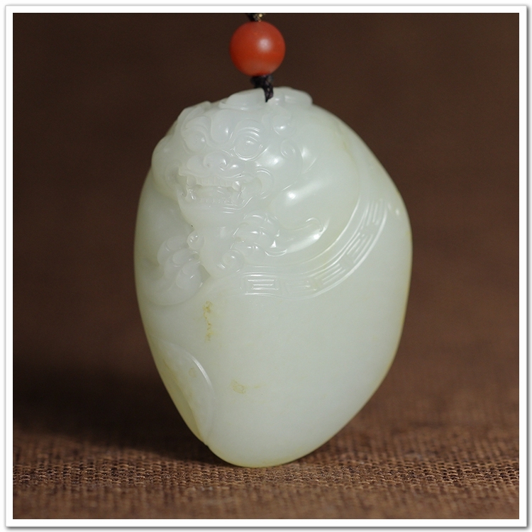 白玉菩提跟和田玉白玉如何鉴别,鉴别和田白玉与青海白玉