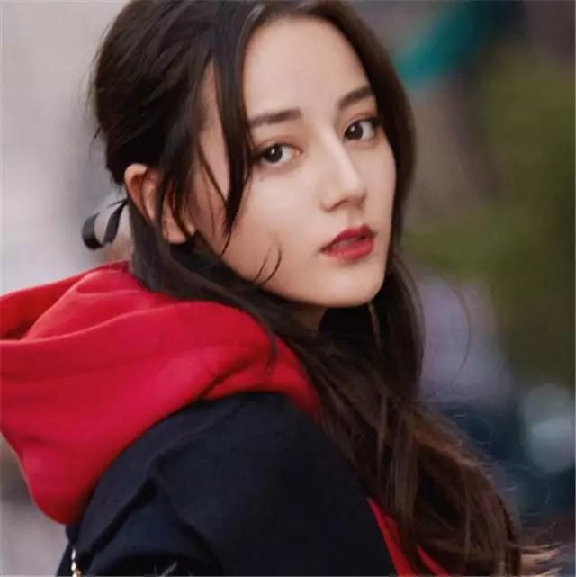 大脸刘海发型推荐自己剪,学生党如何剪修饰脸型的刘海