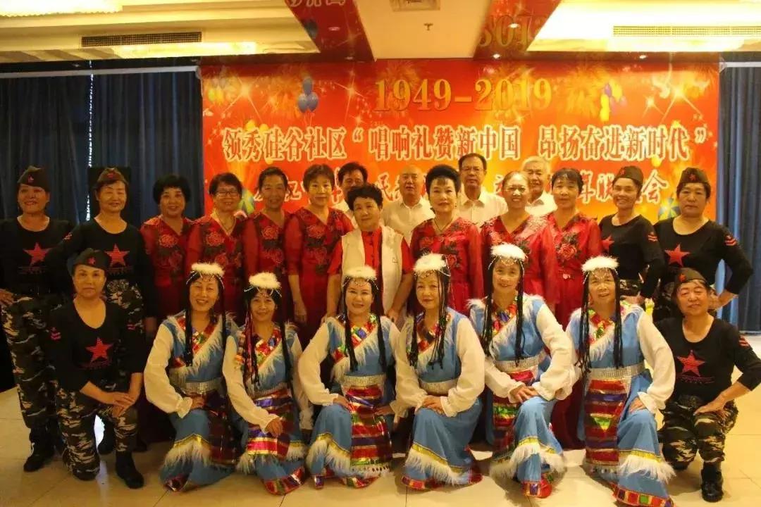 祝福祖国简短视频,那些让你为祖国热泪盈眶的瞬间