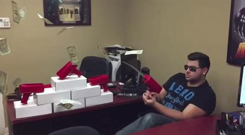 supreme联名款潮牌,supreme潮牌联名