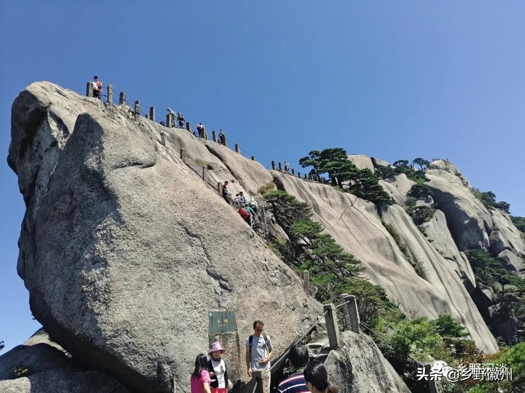 黄山最险道一线天,黄山绝壁天梯
