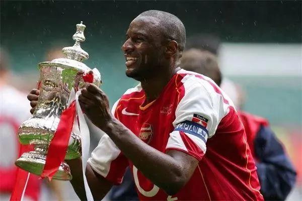 足坛76黄金一代10大巨星,足坛1976黄金一代