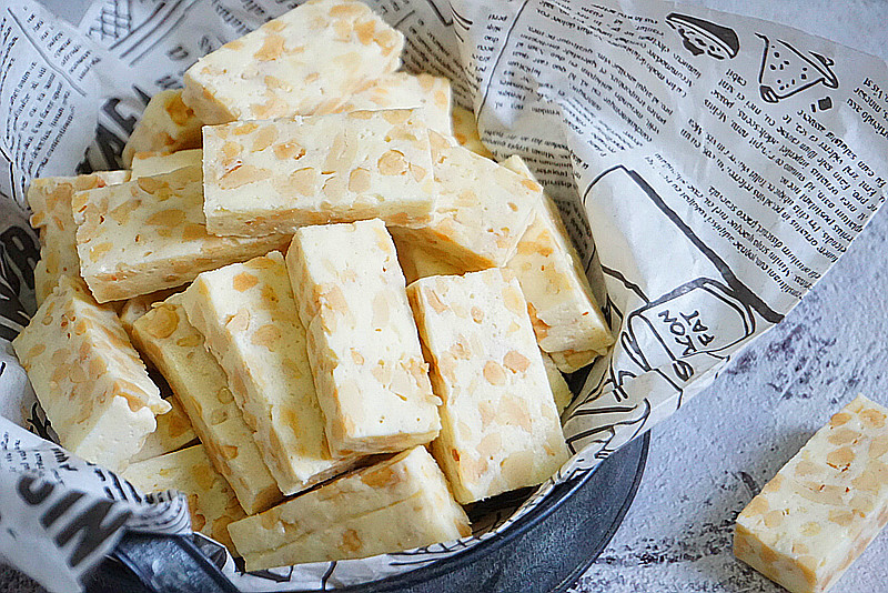 不粘牙的牛轧糖的比例和配方,棉花糖做牛轧糖不脆还粘牙怎么办