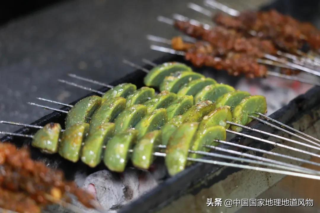 鹤岗东北烧烤,在鹤岗4个人吃一顿正宗东北烧烤