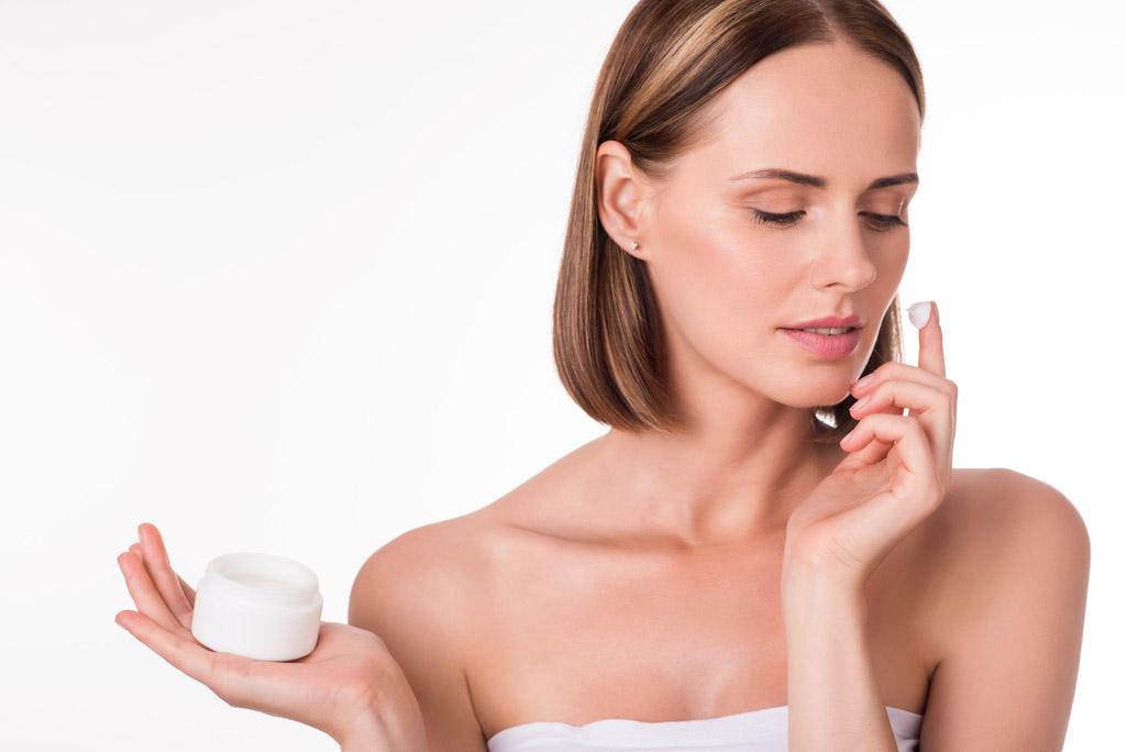 有法令纹最好的方法怎么做,有法令纹还好看的女生