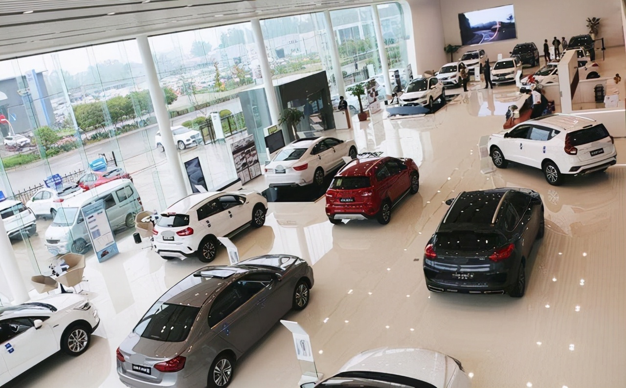 新手买车4s店最怕你检查5个地方,4s店买车怎样避免被宰