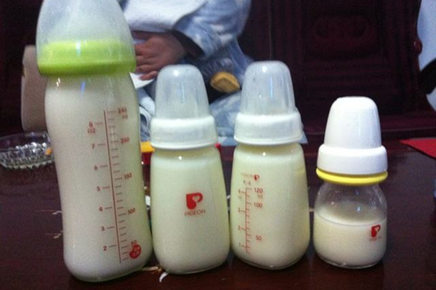 母乳质量跟吃得多少有关吗,母乳喂养的四个要点是什么