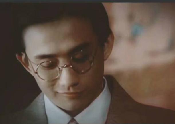 6天前，从“国民偶像”到“娱乐圈厨神”的黄小厨，也翻车了？