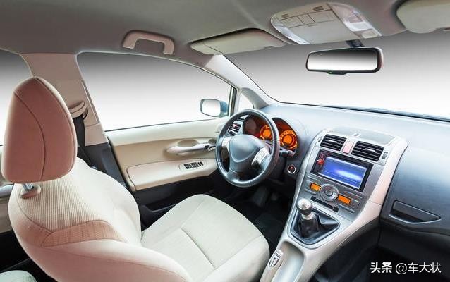 abs踩刹车的正确方法,开车制动怎么操作