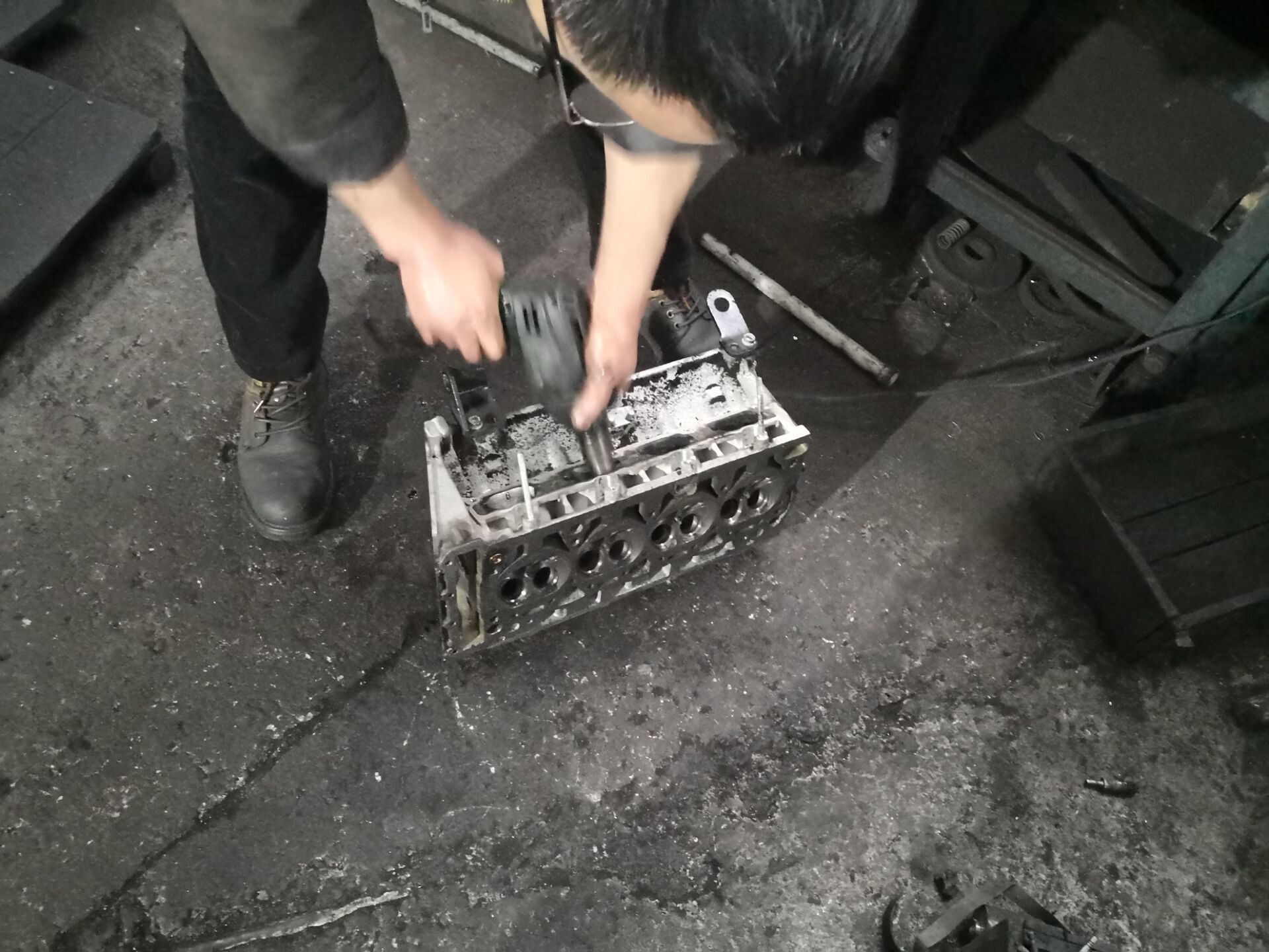 14款奥迪q3烧机油吗,2020奥迪q3烧机油吗