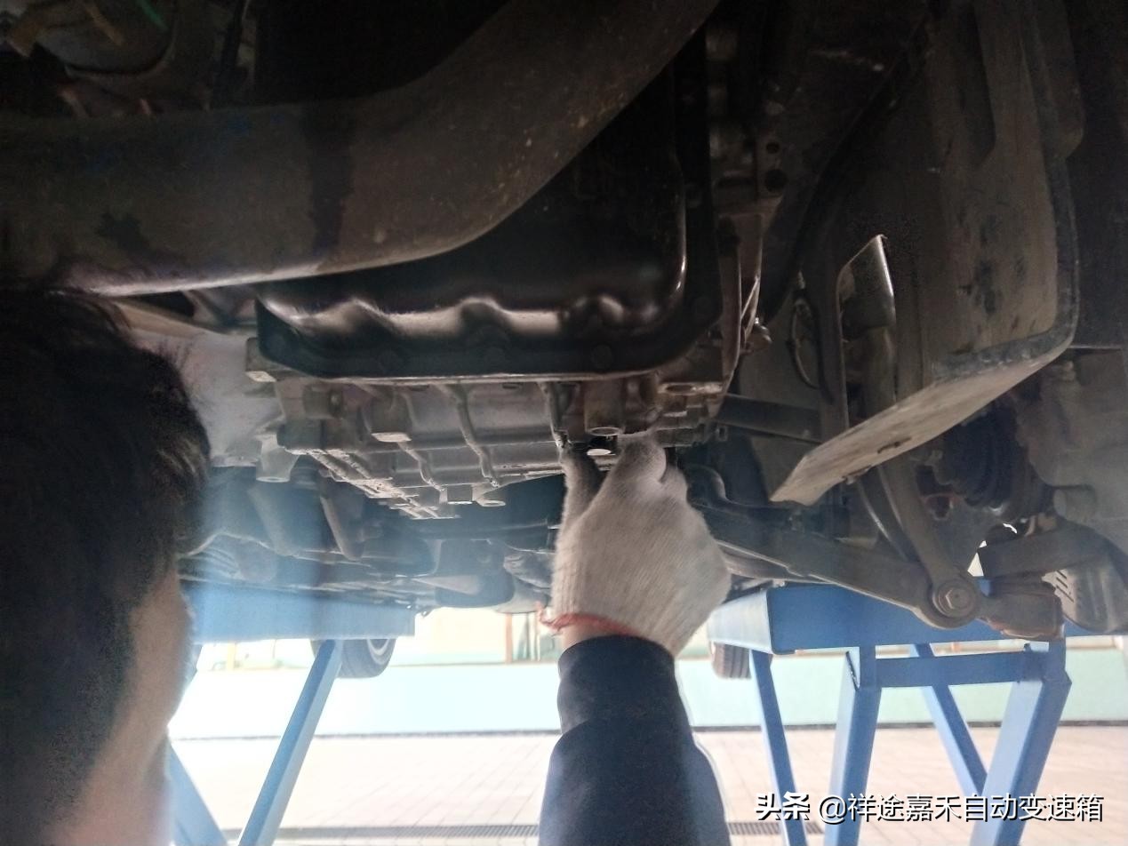 中华尊驰变速箱换挡,中华尊驰没有转速信号