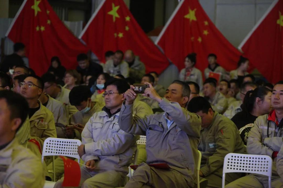 大唐阜新煤制天然气“奋进新时代砥砺再出发”——公司携手新邱区、工程公司举办迎国庆文艺汇演