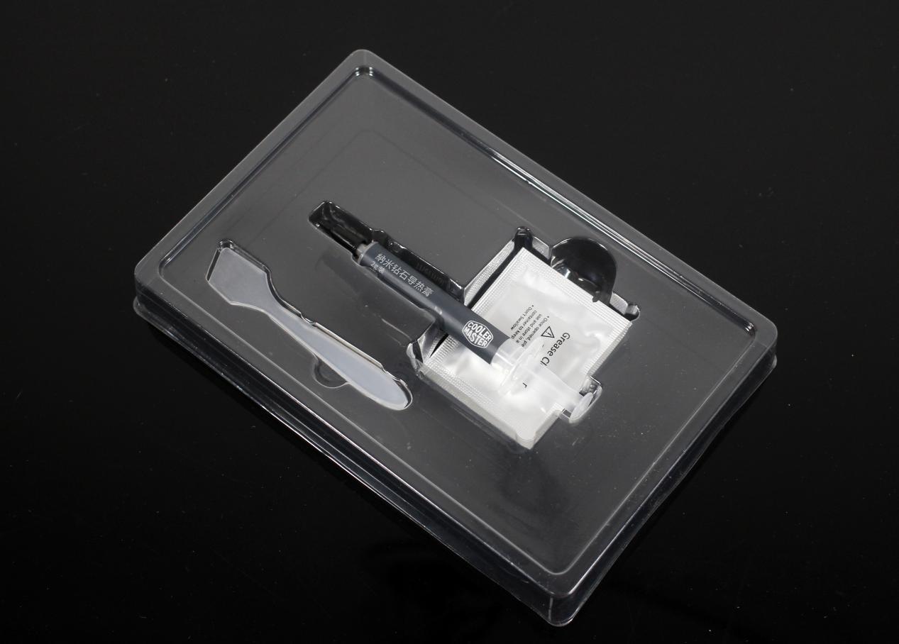 三款主流硅脂横评：谁能为十代酷睿散热解忧？