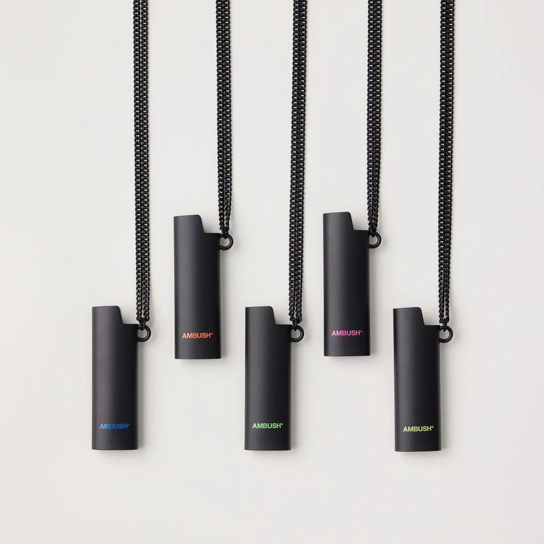 欧阳娜娜同款潮流品牌,欧阳娜娜同款联名卫衣