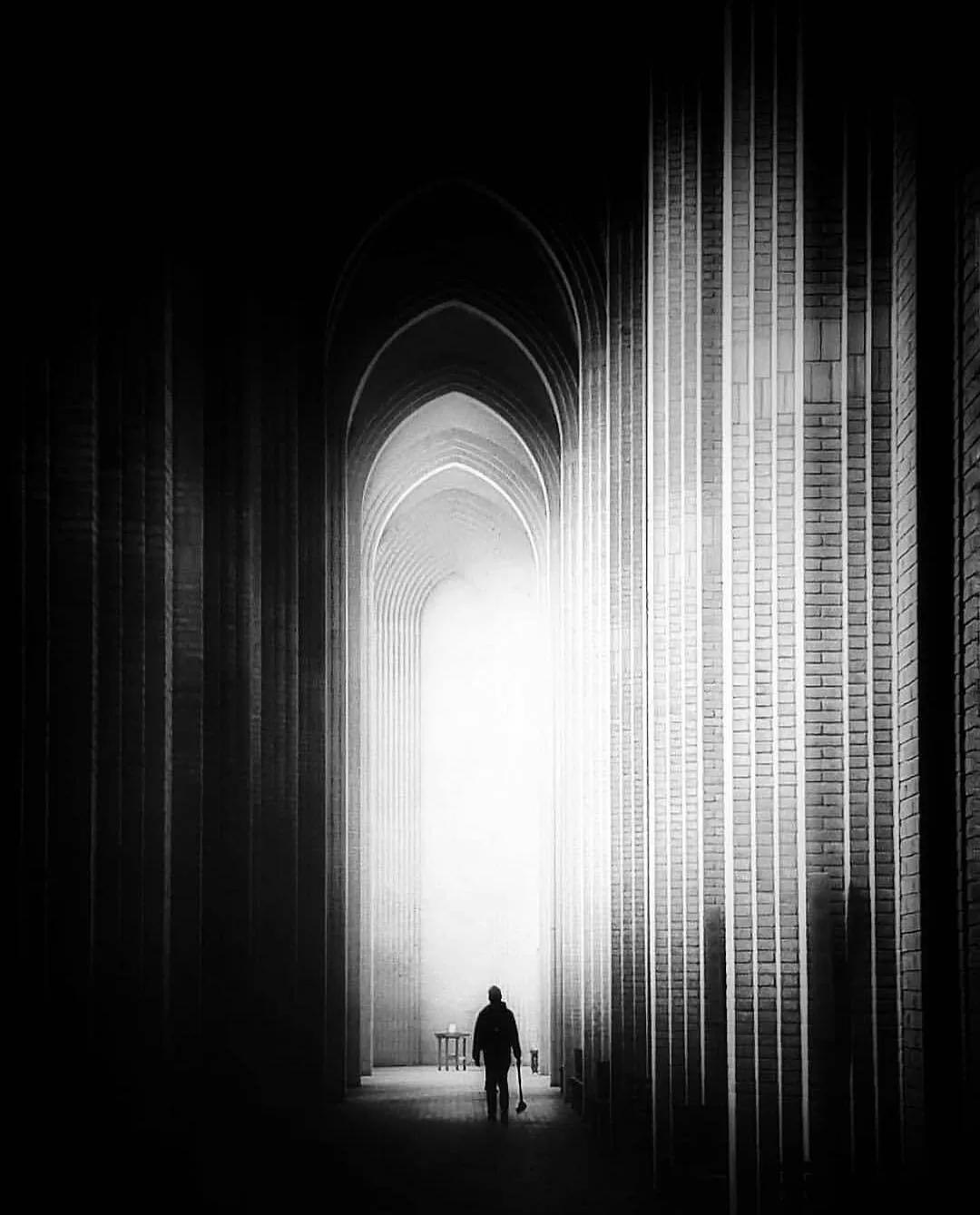 黑白大师摄影作品欣赏,一组经典人像摄影作品欣赏