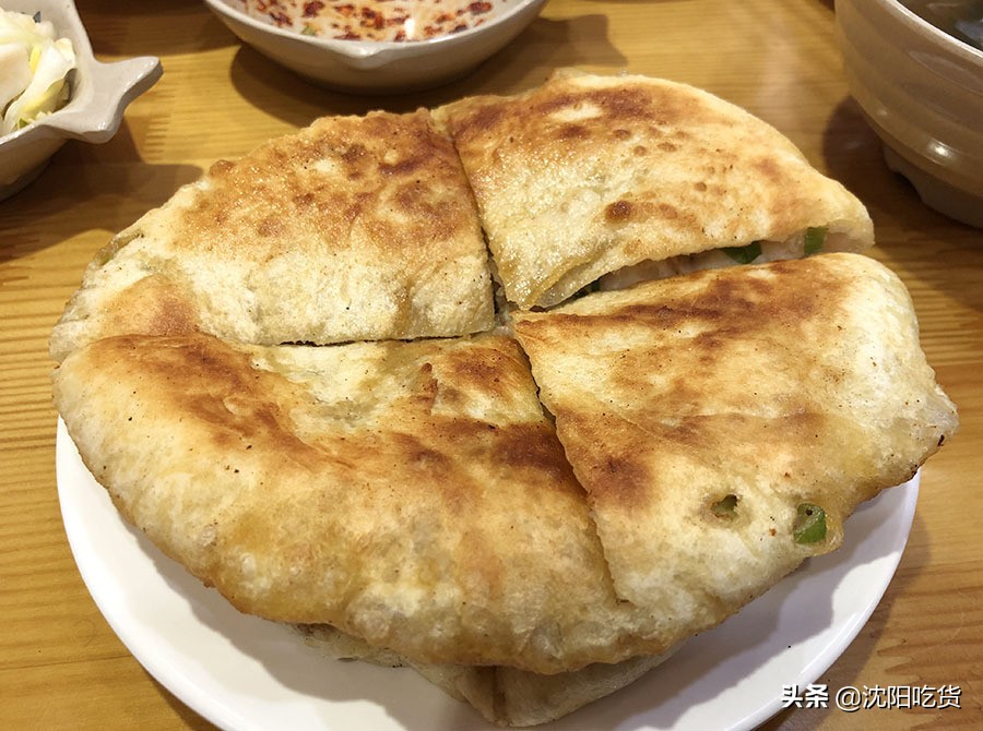 跷脚牛肉都包括啥？牛舌、腰片、脑花、蹄筋儿、脊髓、脆肠、黄喉