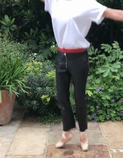 45岁贝嫂维多利亚,贝嫂46岁了依旧不油腻