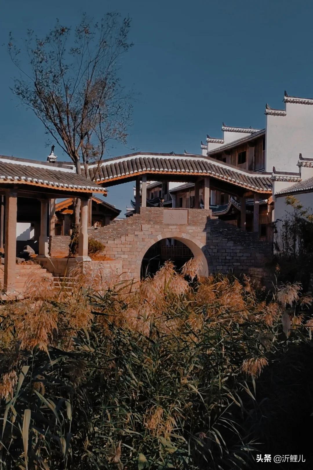 观唐温泉私人汤屋,观唐温泉住宿和温泉在一起么