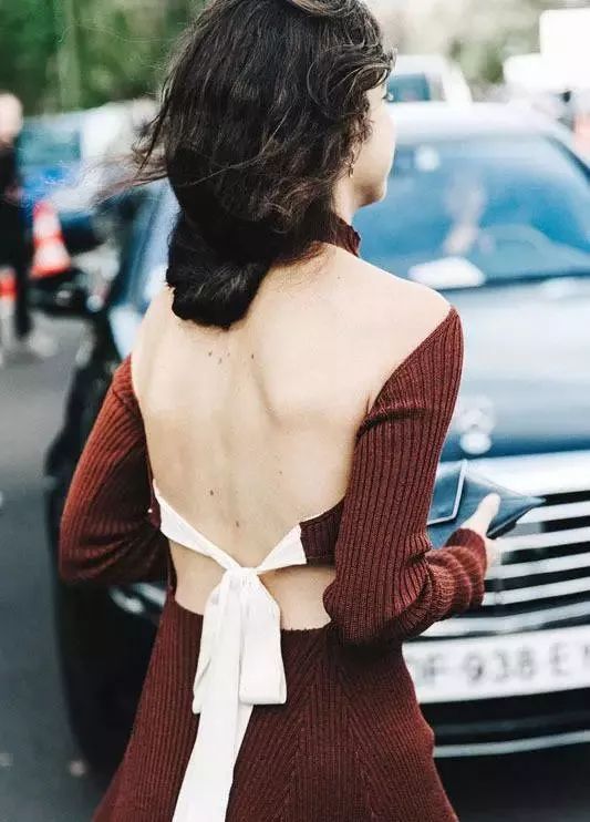 倪妮变美秘诀,倪妮美背杀教程