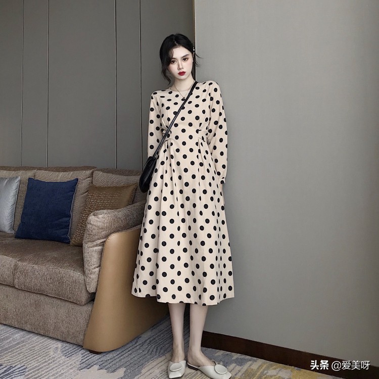 适合初秋穿的连衣裙知性优雅,初秋的连衣裙你们准备好了吗
