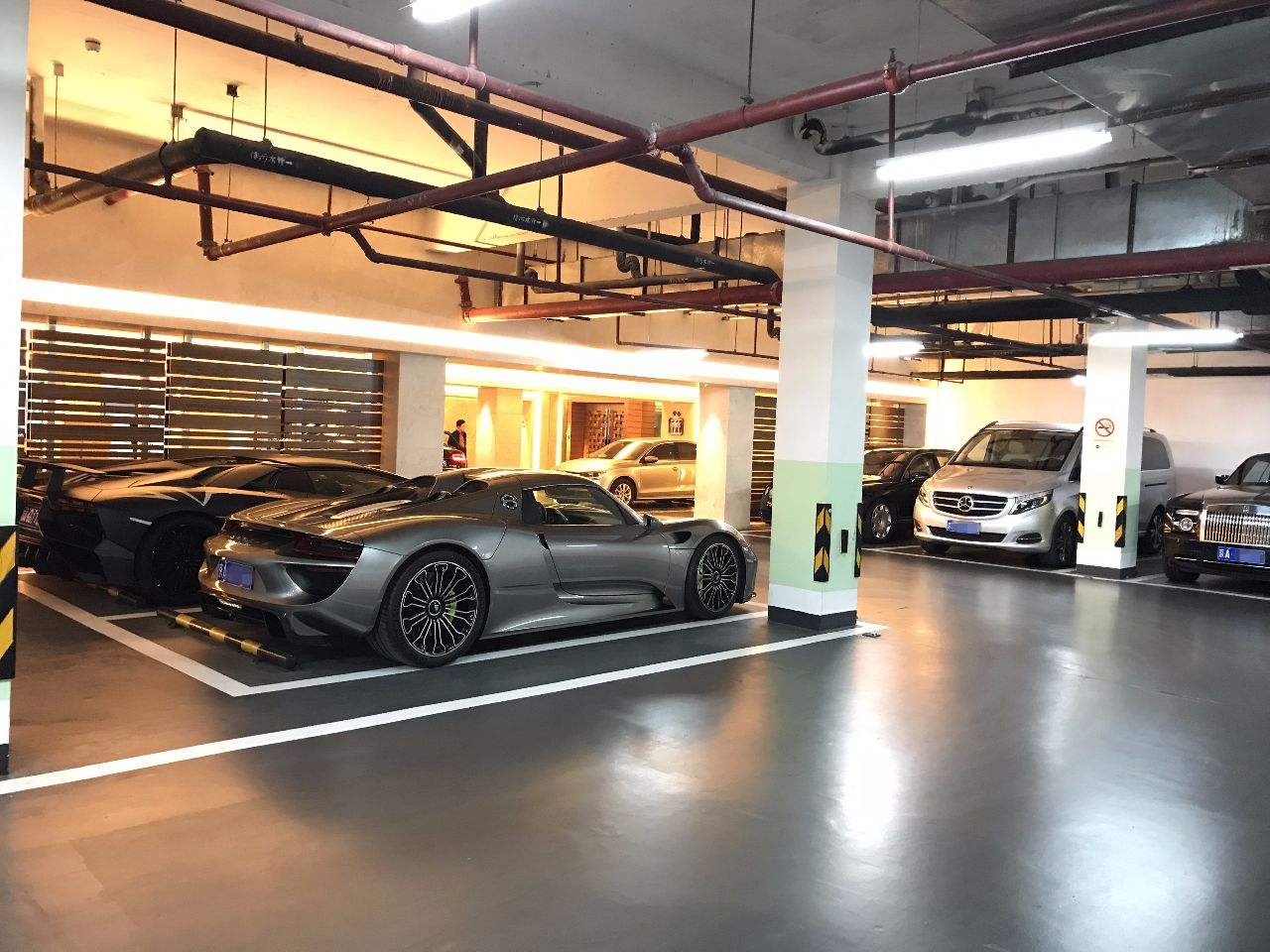 十年老司机开车技巧,10年驾龄也没搞懂的开车技巧