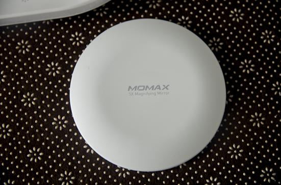 momax无线充电台灯怎么用,momax无线充电美妆镜台灯