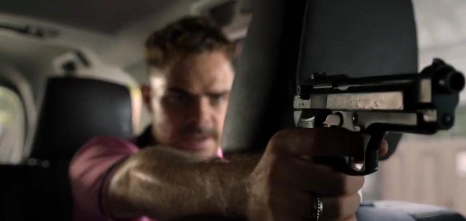 密室电影《4X4》:车主“钓鱼”偷车贼,一辆汽车变成了囚笼