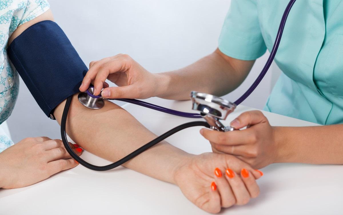 高压130低压100怎样快速降下来,高压130低压100正常吗但没症状