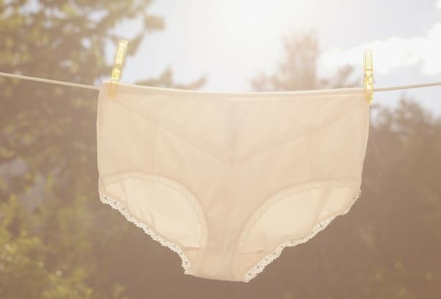 女性内内“颜色”变化，洗前多看一眼，别让HPV来打扰