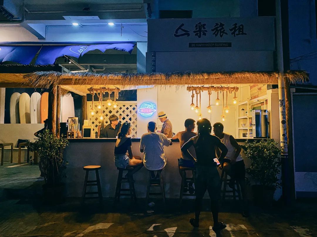 一块板,一群人,一片海,欢迎来到浪人世界