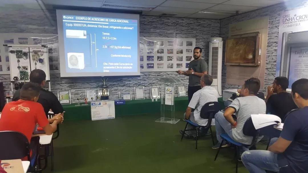 “中国制造”在巴基斯坦太火爆?大学生手机80%都是中国货