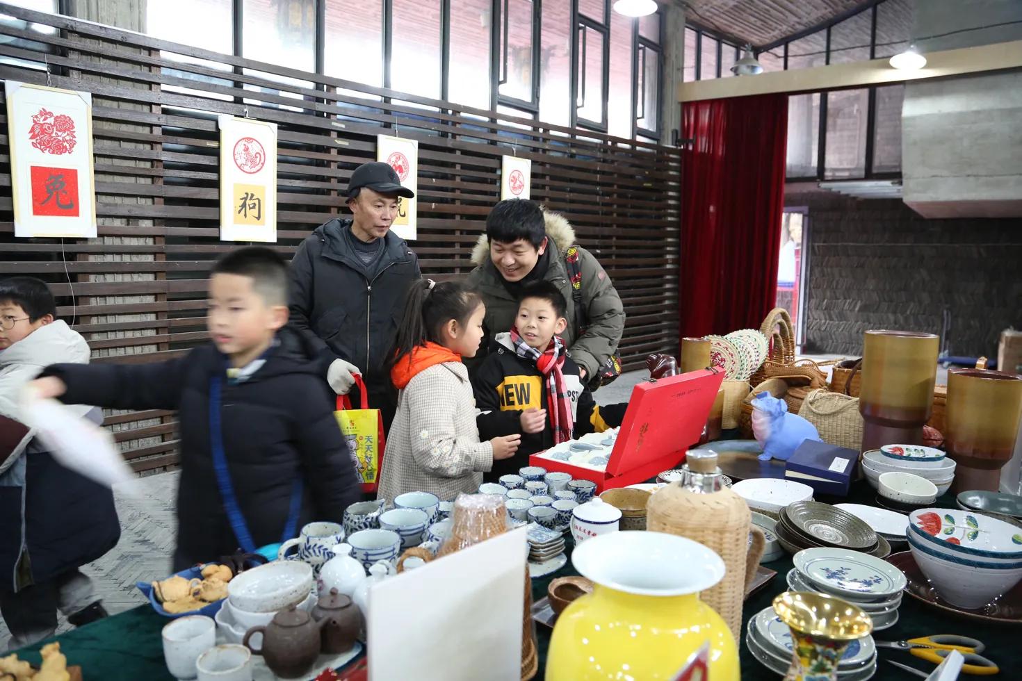 文化走亲越走越亲,杭州桐荫堂书院坚持17年爱心助学