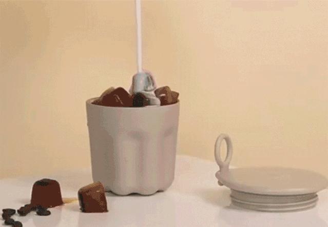 这只果冻太可了!高颜值,保温保冷,既是水杯也是轻食杯