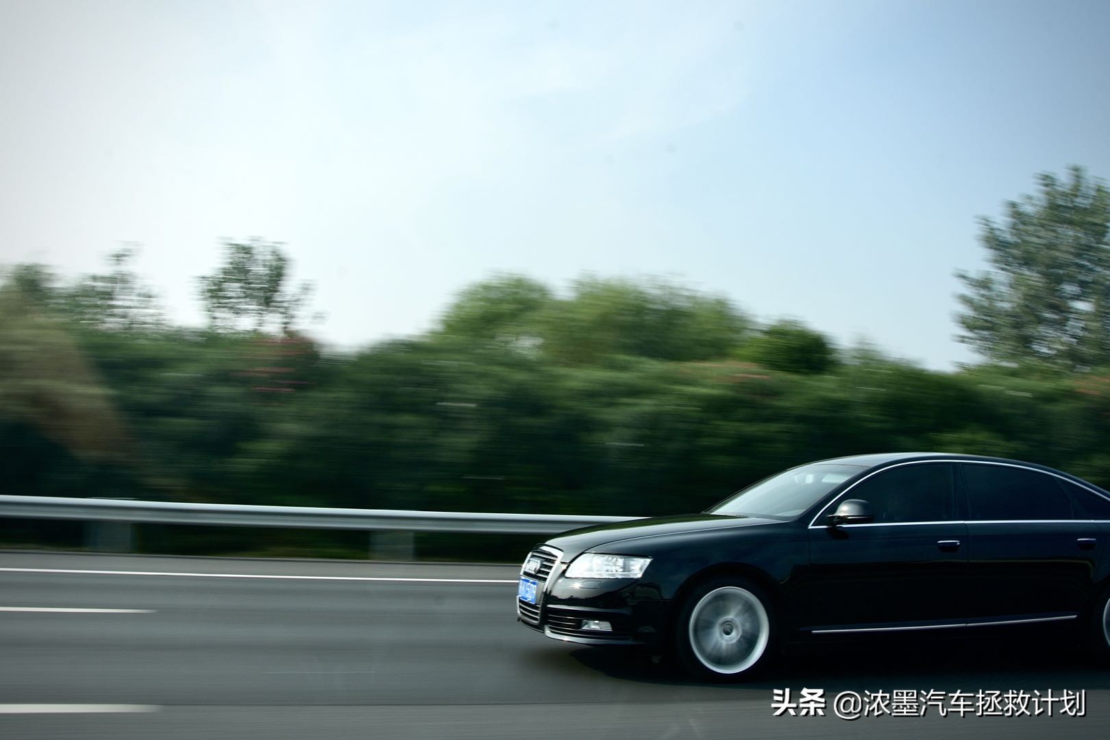 铃木吉姆尼翻新整备,新款铃木吉姆尼实拍图造型经典