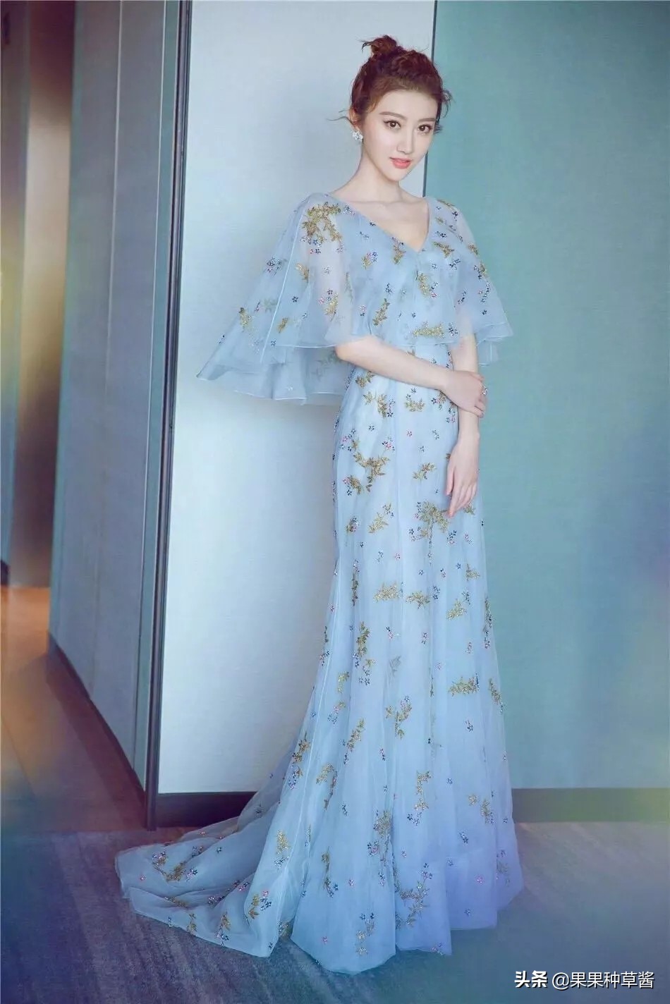 纵有风情万种的歌曲,纵有千种风情万种