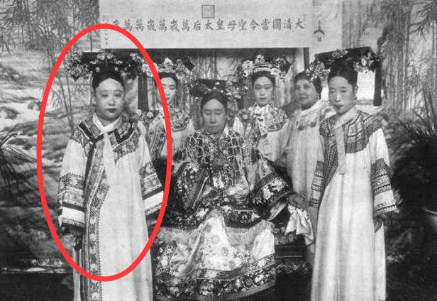 早餐要吃酱肘子，对太后位置不感冒，这位妃子究竟有多“奇葩”