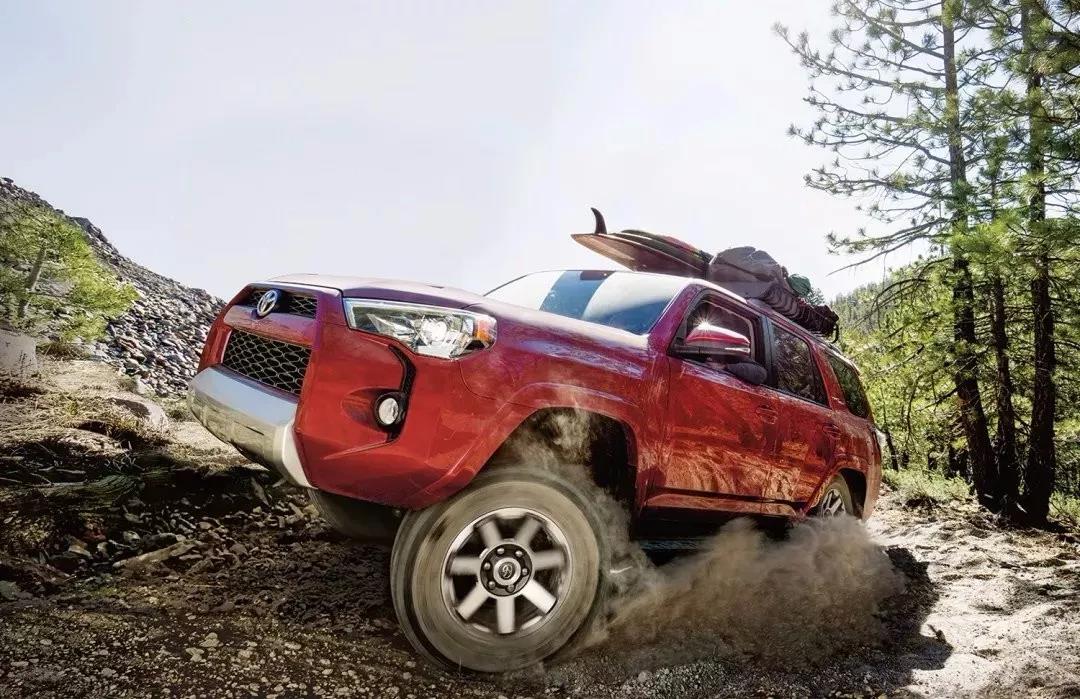 丰田车系大全霸道和陆巡,2022款丰田陆巡霸道2.5l