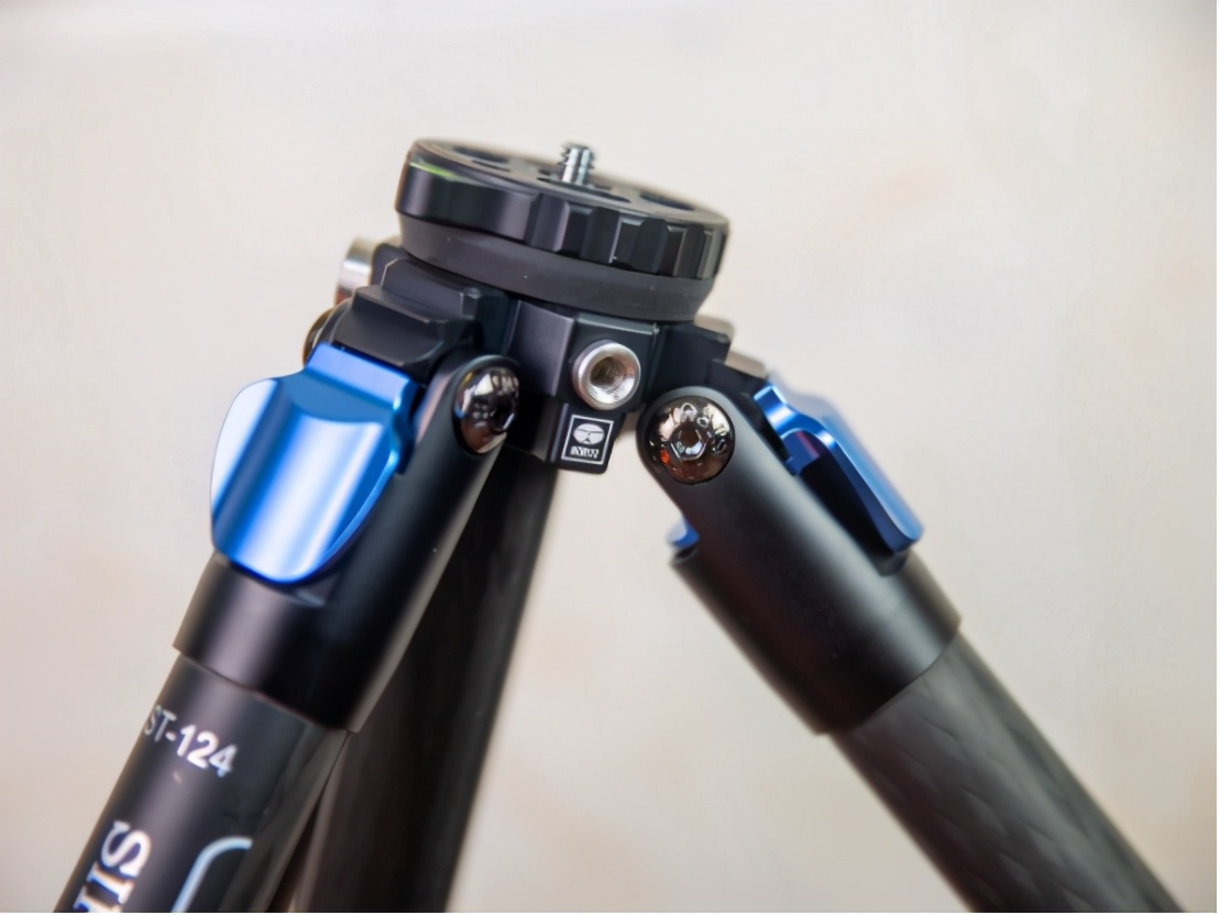 思锐稳定型三脚架,思锐124三脚架